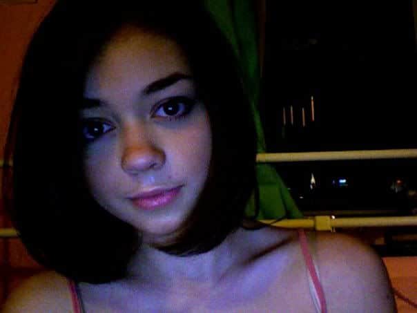 Are These the Real Sarah Hyland Nudes? (20 PICS)