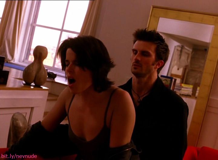 Campbell nude neve Neve Campbell