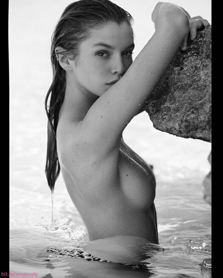 Stella Maxwell Nude She Likes It When You Stare 57 Pics