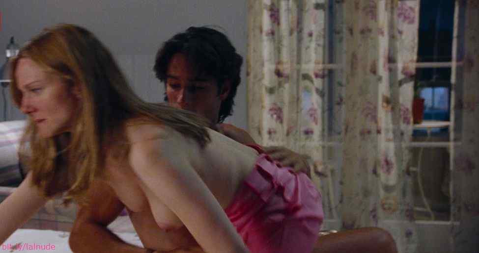 Laura linney nude pictures