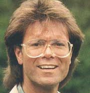 Cliff Richard Terrifies The Young