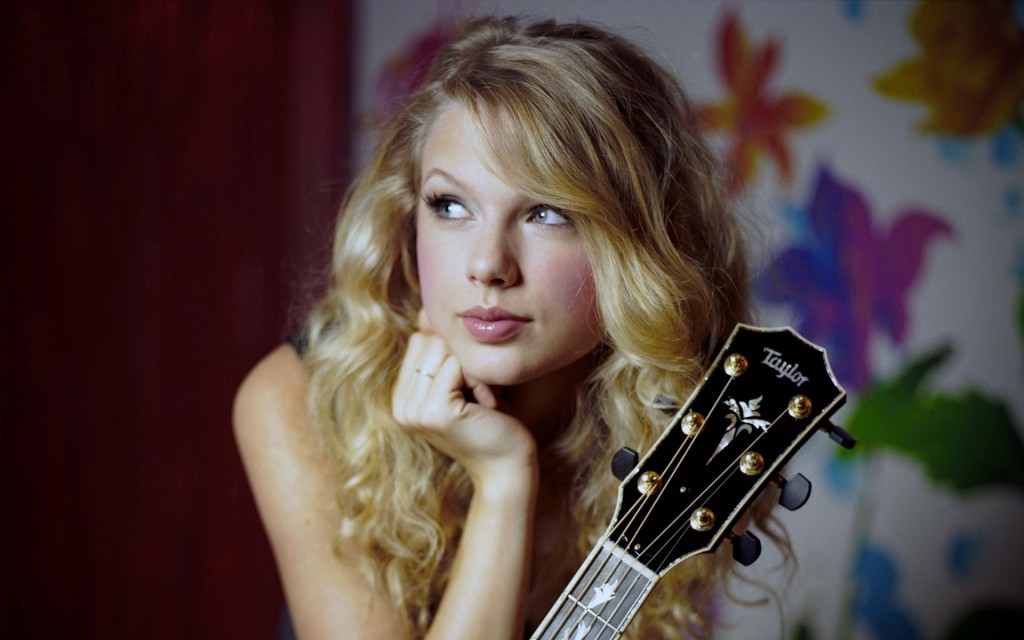 taylor swift with guitar