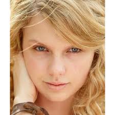 Taylor Swift Without Makeup