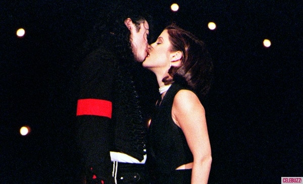 Michael-Jackson-Lisa-Marie-Presley-VMA-Kiss-600x365
