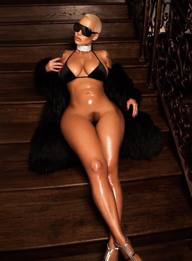 Amber Rose Nude Pic 24